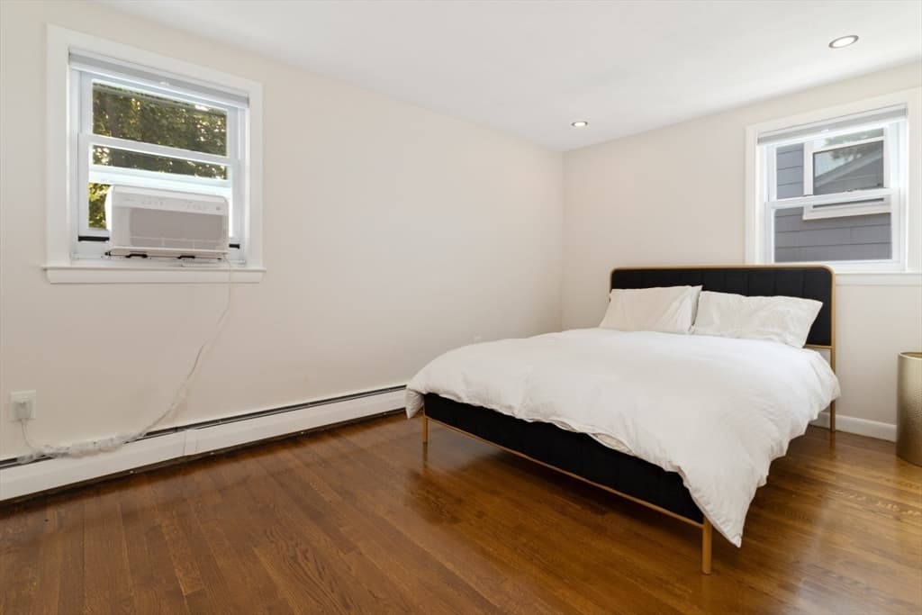 29 Clinton Ave, Saugus MA 01906 photo 24