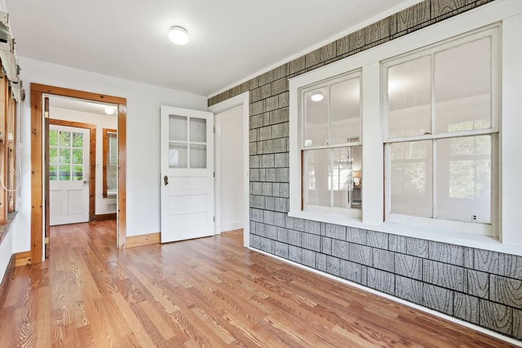 39 Water St, Northampton MA 01053 photo 14