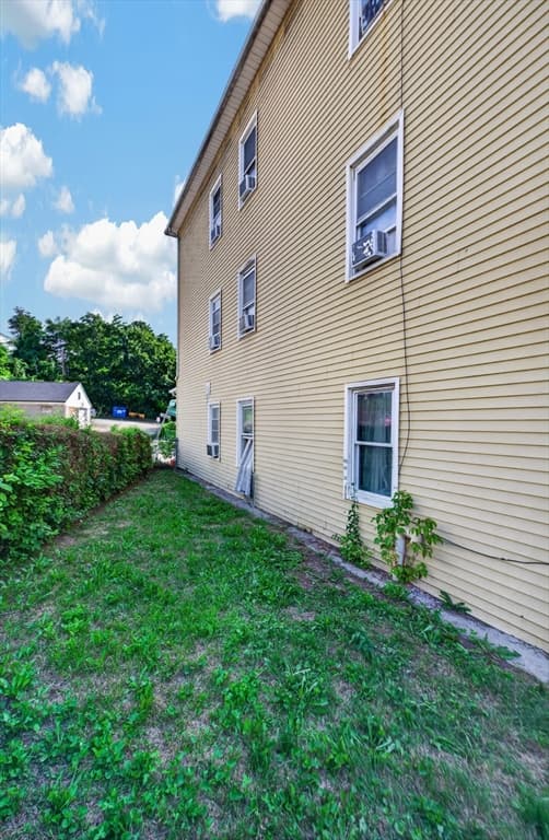 5 Diamond St, Worcester MA 01610 photo 20