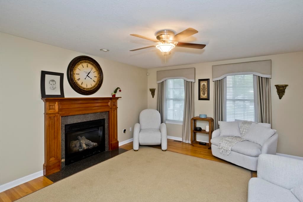 38 White Ave, East Longmeadow MA 01028 photo 11