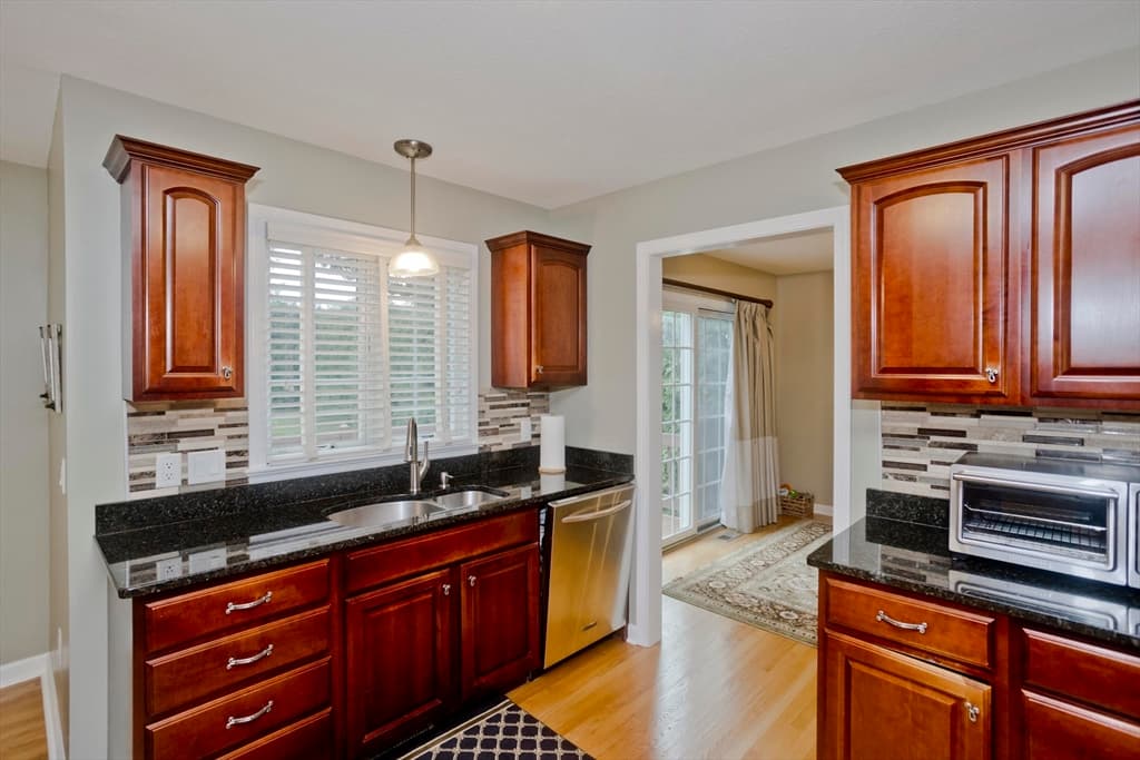 38 White Ave, East Longmeadow MA 01028 photo 19