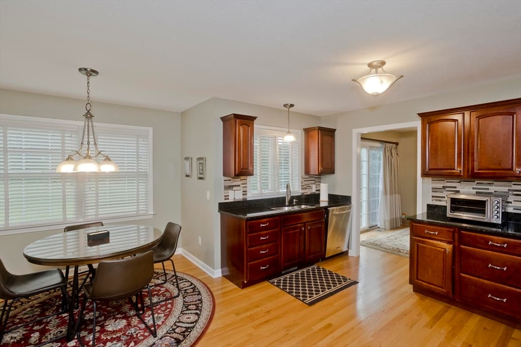 38 White Ave, East Longmeadow MA 01028 photo 21