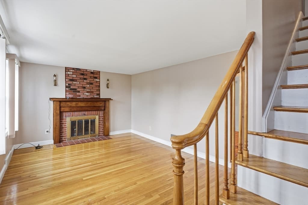 6 Devine Rd, Randolph MA 02368 photo 16