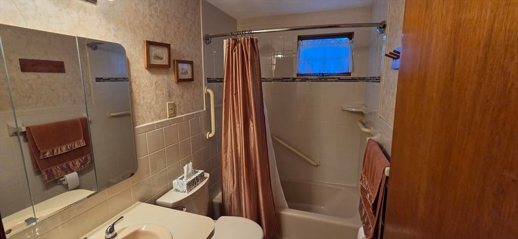 40 Border Rd, Holbrook MA 02343 photo 11