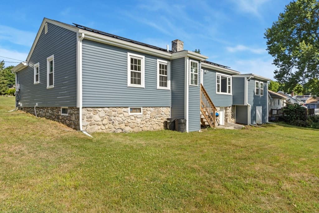 Single Family Residence at 5 5th Ave, Dudley MA 01571, Dudley, photo 37 of 39