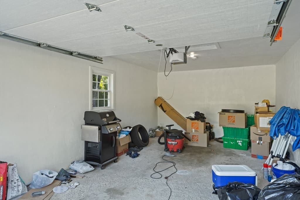 Single Family Residence at 5 5th Ave, Dudley MA 01571, Dudley, photo 35 of 39