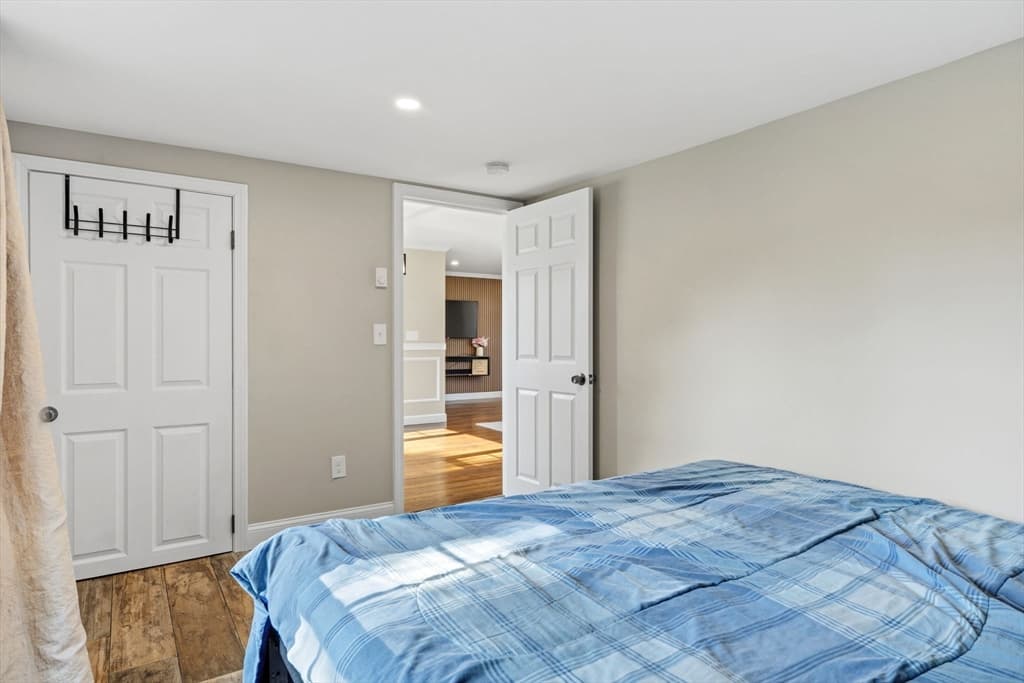Single Family Residence at 5 5th Ave, Dudley MA 01571, Dudley, photo 31 of 39