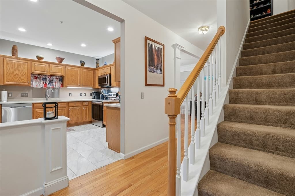 Condominium at 44 Cherry Ln # 44, Grafton MA 01560, Grafton, photo 16 of 41