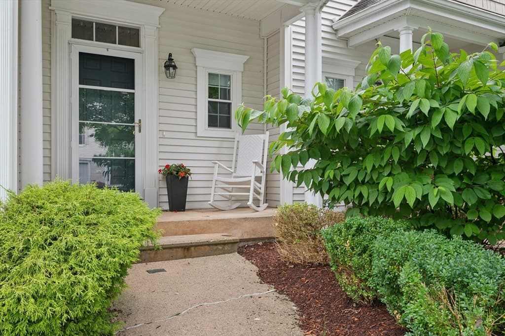 Condominium at 44 Cherry Ln # 44, Grafton MA 01560, Grafton, photo 3 of 41