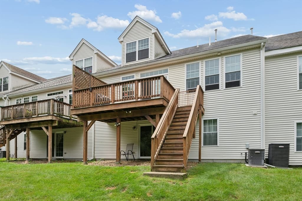 Condominium at 44 Cherry Ln # 44, Grafton MA 01560, Grafton, photo 36 of 41