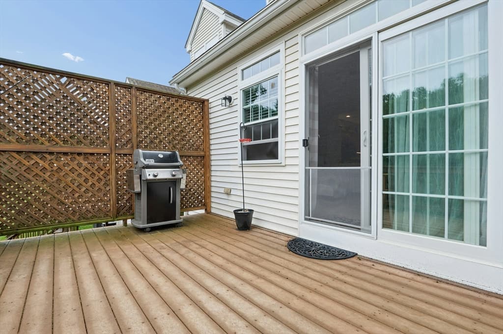 Condominium at 44 Cherry Ln # 44, Grafton MA 01560, Grafton, photo 34 of 41