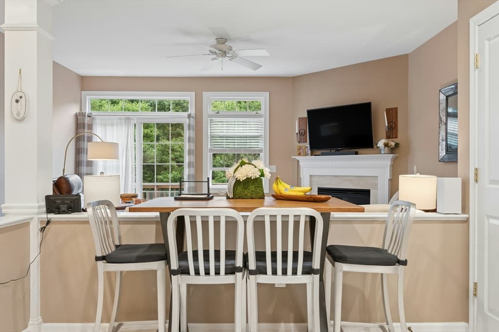 Condominium at 44 Cherry Ln # 44, Grafton MA 01560, Grafton, photo 11 of 41