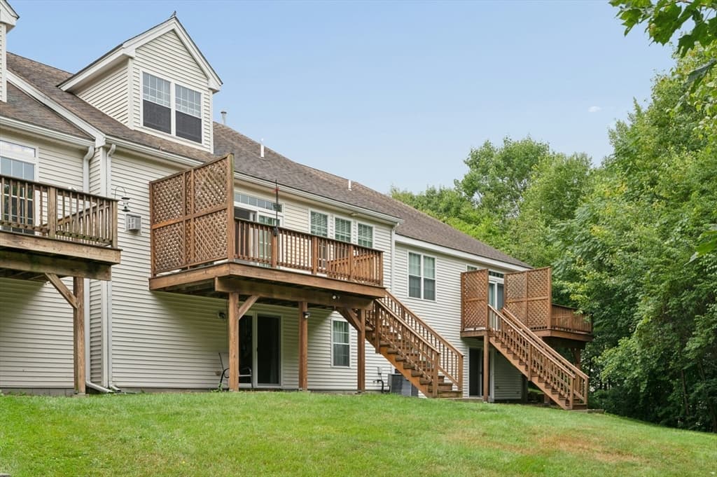Condominium at 44 Cherry Ln # 44, Grafton MA 01560, Grafton, photo 35 of 41