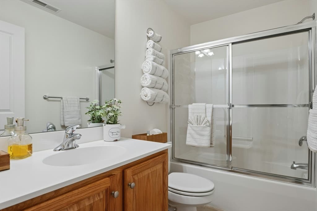 Condominium at 44 Cherry Ln # 44, Grafton MA 01560, Grafton, photo 31 of 41