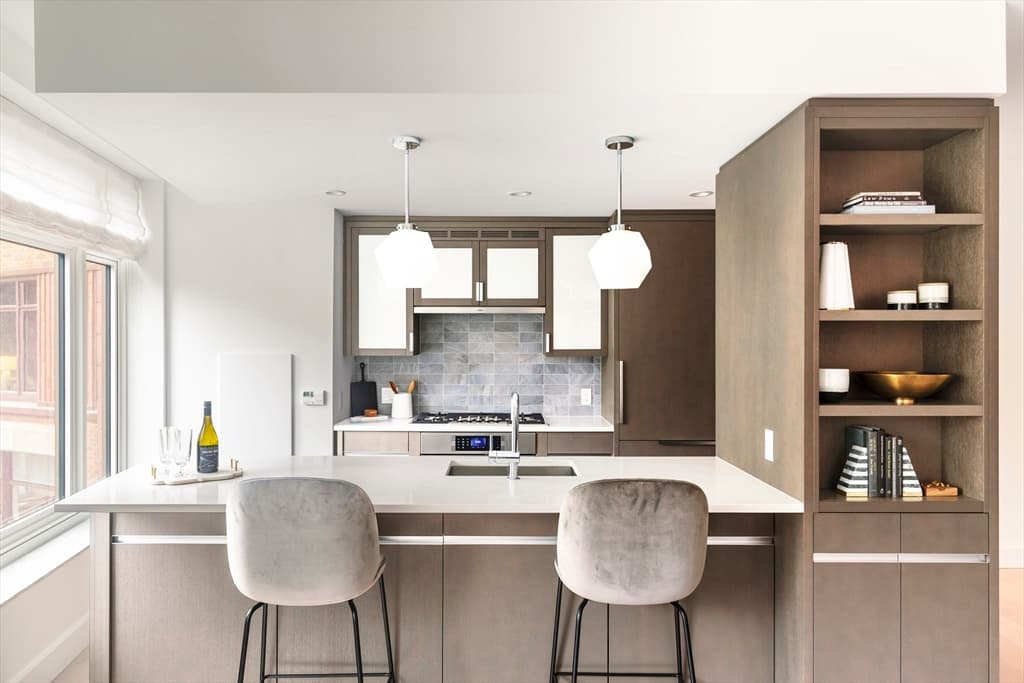100 Lovejoy Wharf # B, Boston MA 02114
