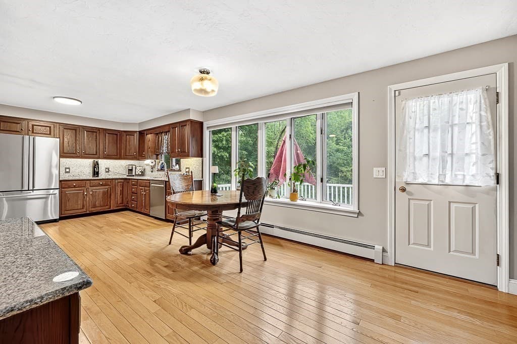 240 Meadow Wood Dr, Holden MA 01520 photo 12
