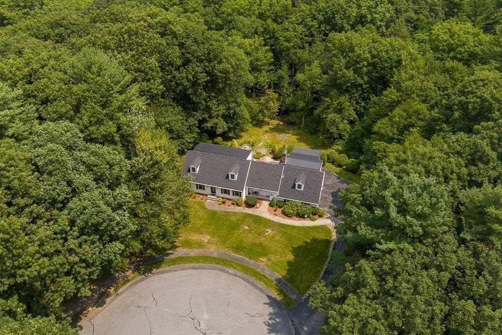 Single Family Residence at 240 Meadow Wood Dr, Holden MA 01520, photo 38 of 38