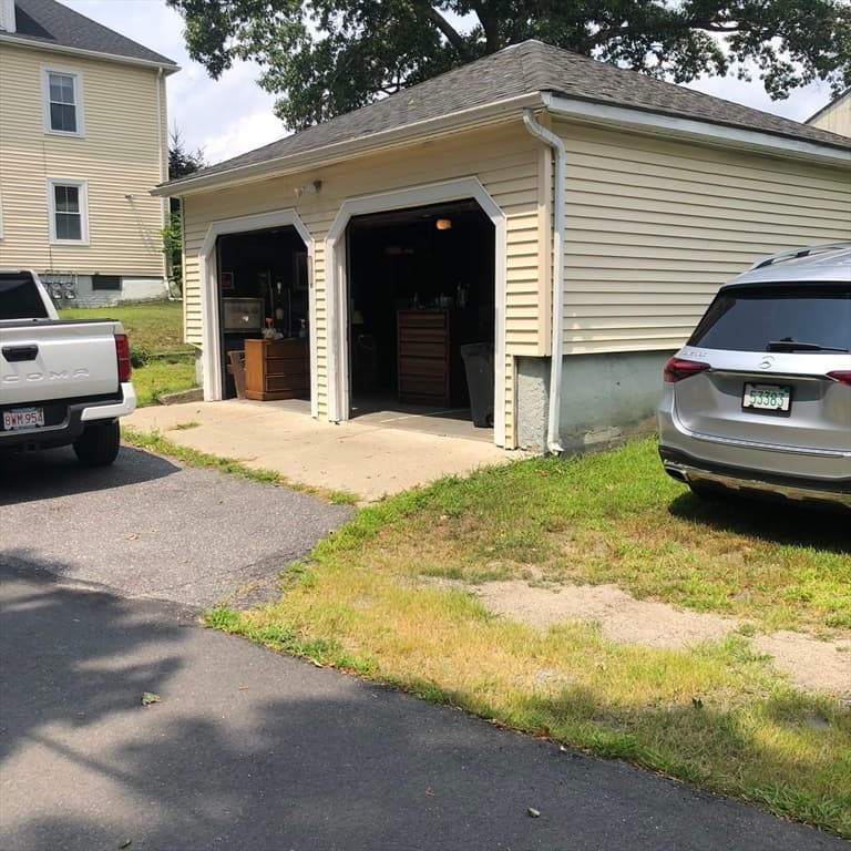 16 California Court, Clinton MA 01510 photo 3