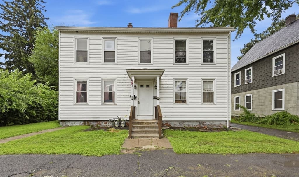 5 Princeton St, Westfield MA 01085