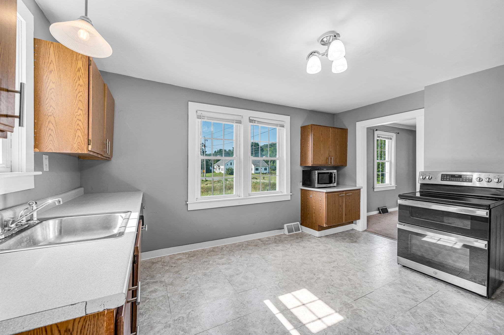 Single Family Residence at 81 South St, Williamsburg MA 01096, photo 11 of 34