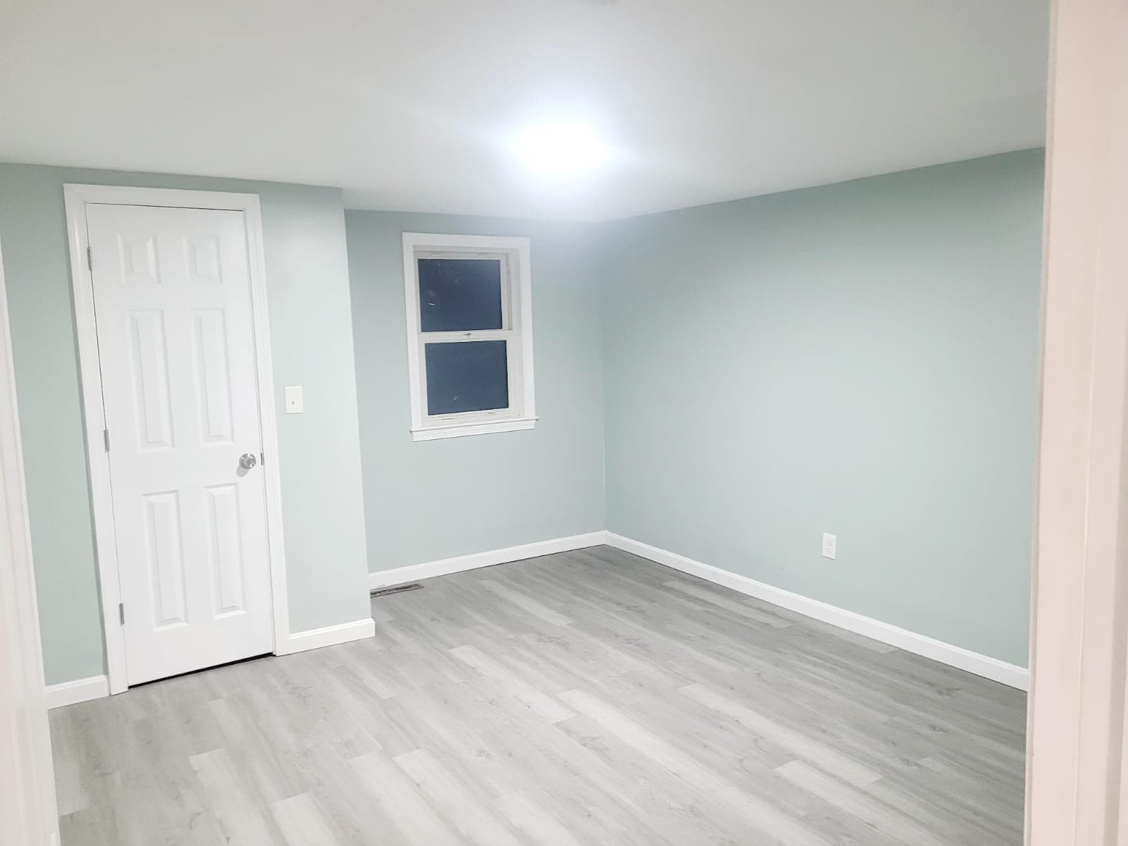 Single Family Residence at 3 Old Ware Rd, West Brookfield MA 01585, West Brookfield, photo 6 of 25