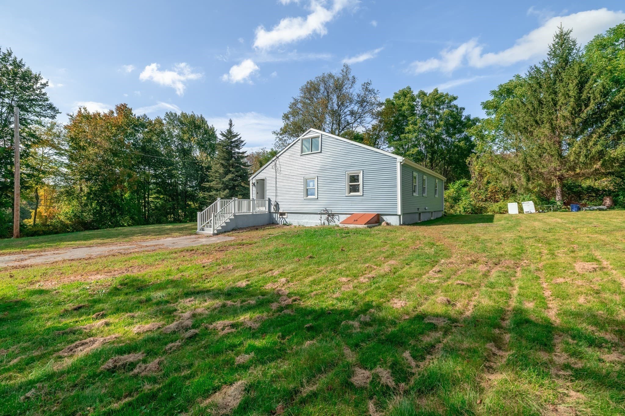 Single Family Residence at 3 Old Ware Rd, West Brookfield MA 01585, West Brookfield, photo 3 of 25