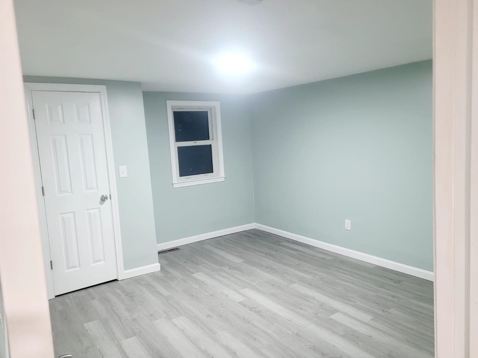 Single Family Residence at 3 Old Ware Rd, West Brookfield MA 01585, West Brookfield, photo 8 of 25