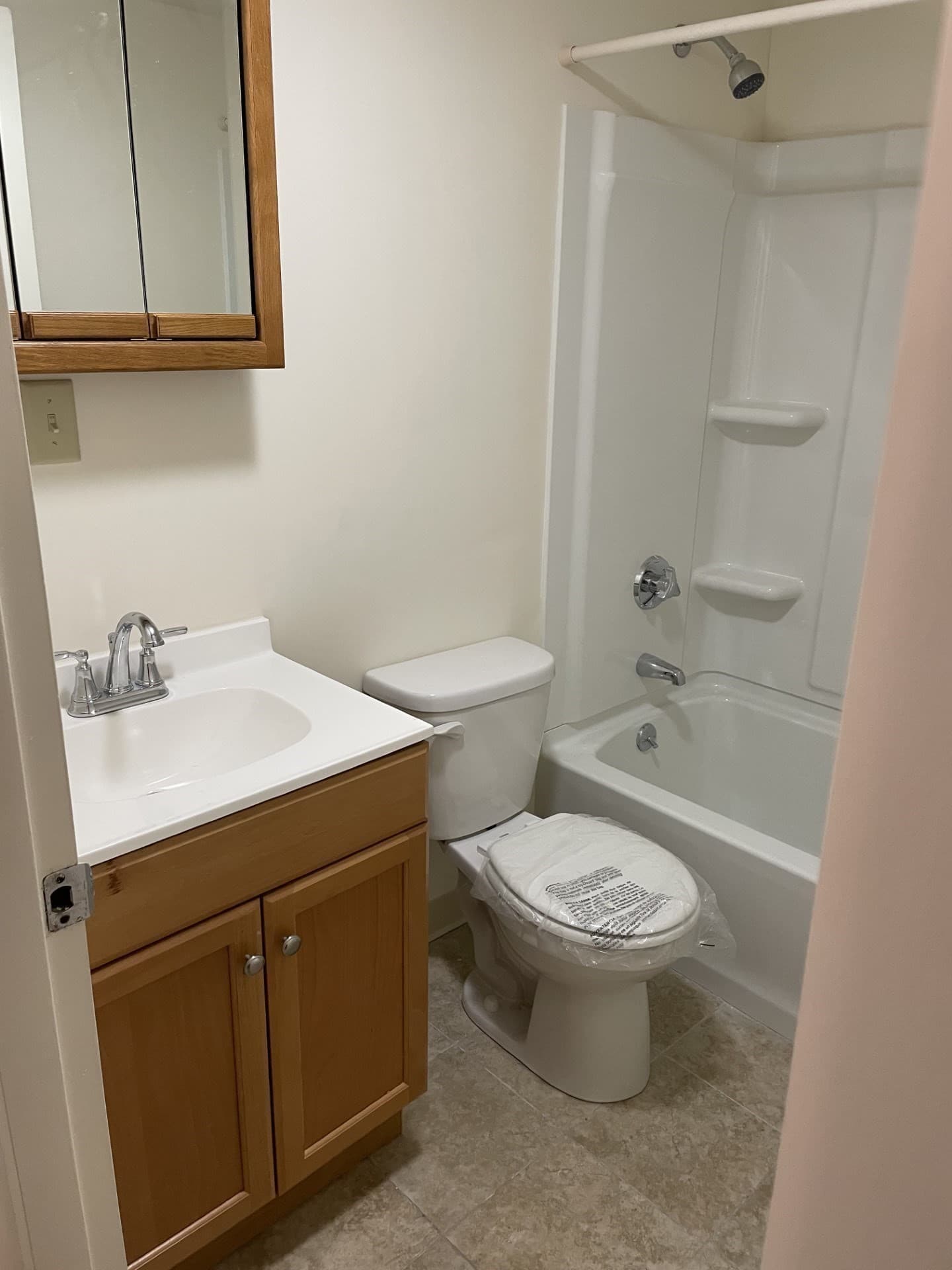 Apartment at 50 Cambridge Road # 205, Woburn MA 01801, photo 4 of 8