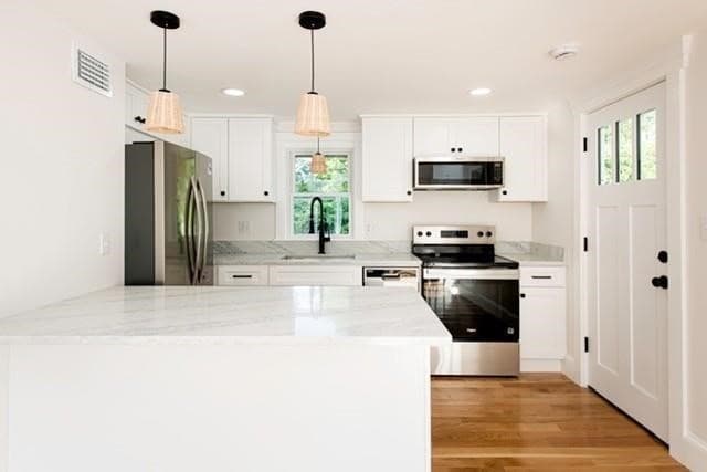 19 Nadeau Drive, Wrentham MA 02093 photo 6