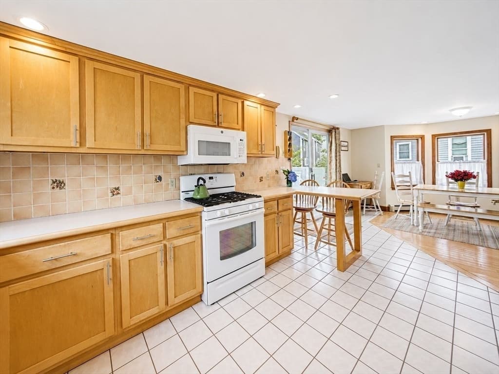 36 Hampton Circle, Hull MA 02045 photo 5