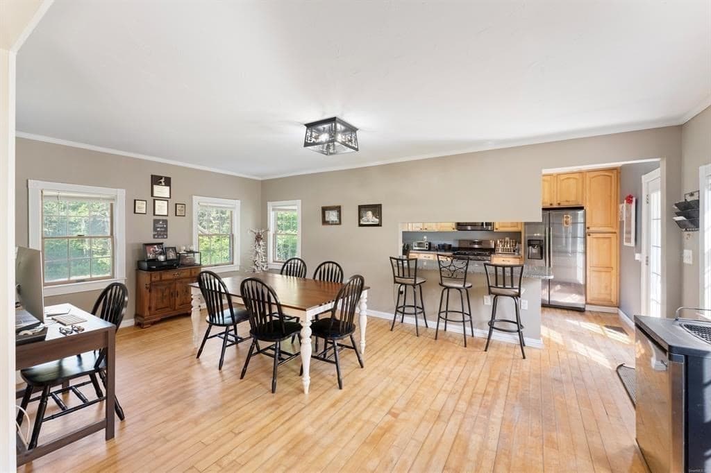 Single Family Residence at 1530 Hartford Pike, Killingly CT 06243, photo 6 of 40