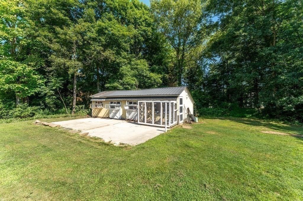 Single Family Residence at 1530 Hartford Pike, Killingly CT 06243, photo 33 of 40