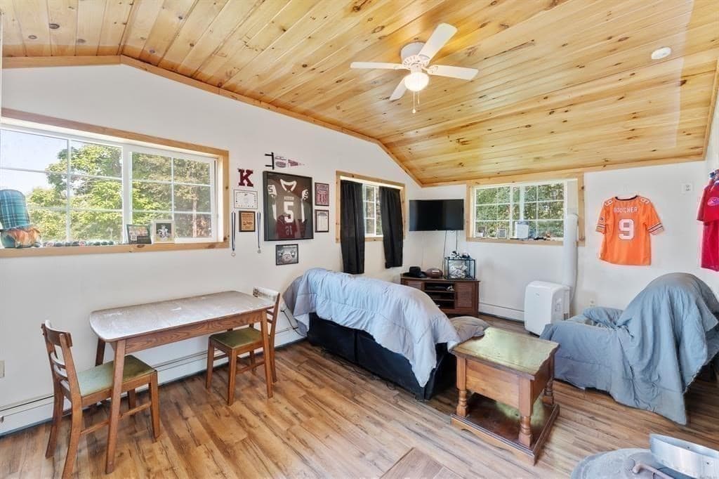 Single Family Residence at 1530 Hartford Pike, Killingly CT 06243, photo 29 of 40