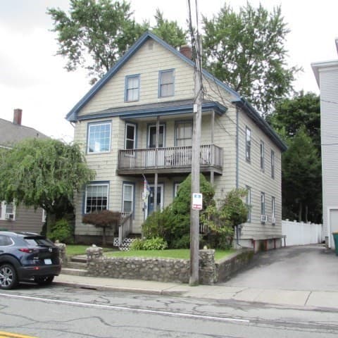 703 Manville, Woonsocket RI 02895 photo 2