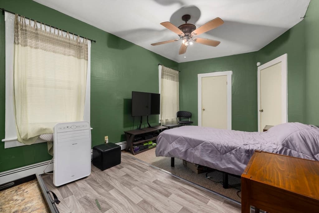 703 Manville, Woonsocket RI 02895 photo 21