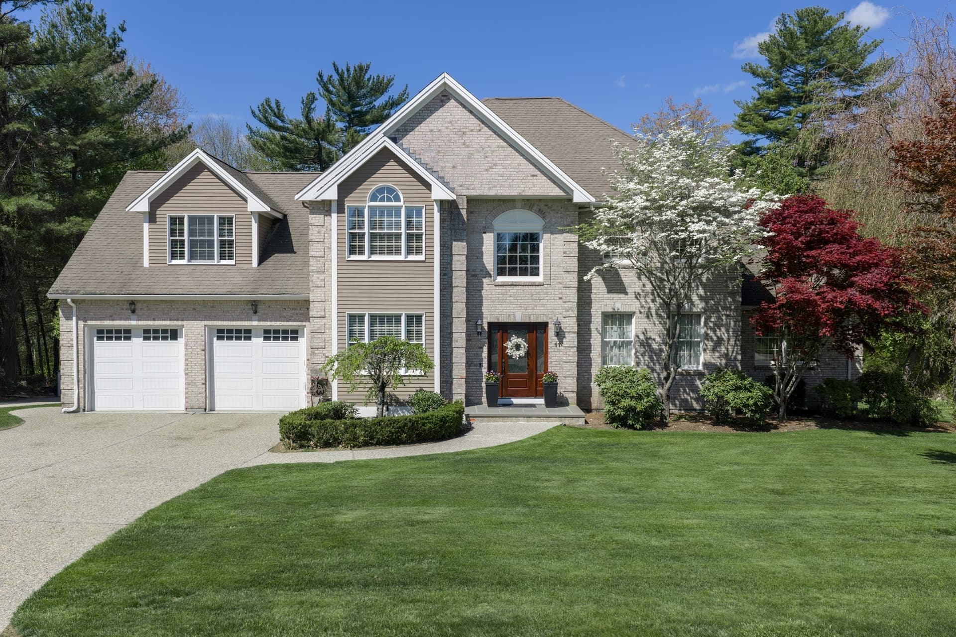 11 Bridle Dr, Lincoln RI 02865