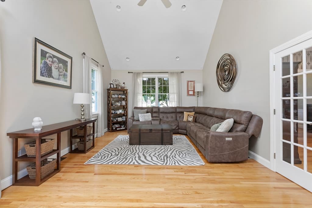 11 Bridle Dr, Lincoln RI 02865 photo 19