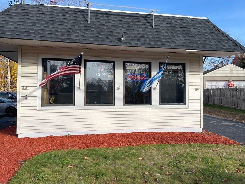 1282 Park St, Attleboro MA 02703 photo 2