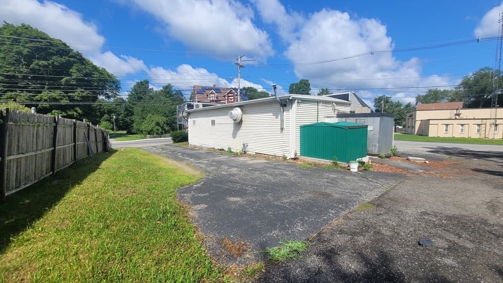 1282 Park St, Attleboro MA 02703 photo 6