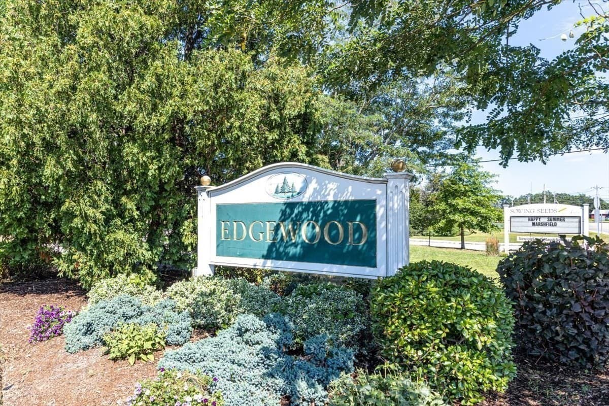 Condominium at 976 Plain # 54, Marshfield MA 02050, Marshfield, photo 38 of 39
