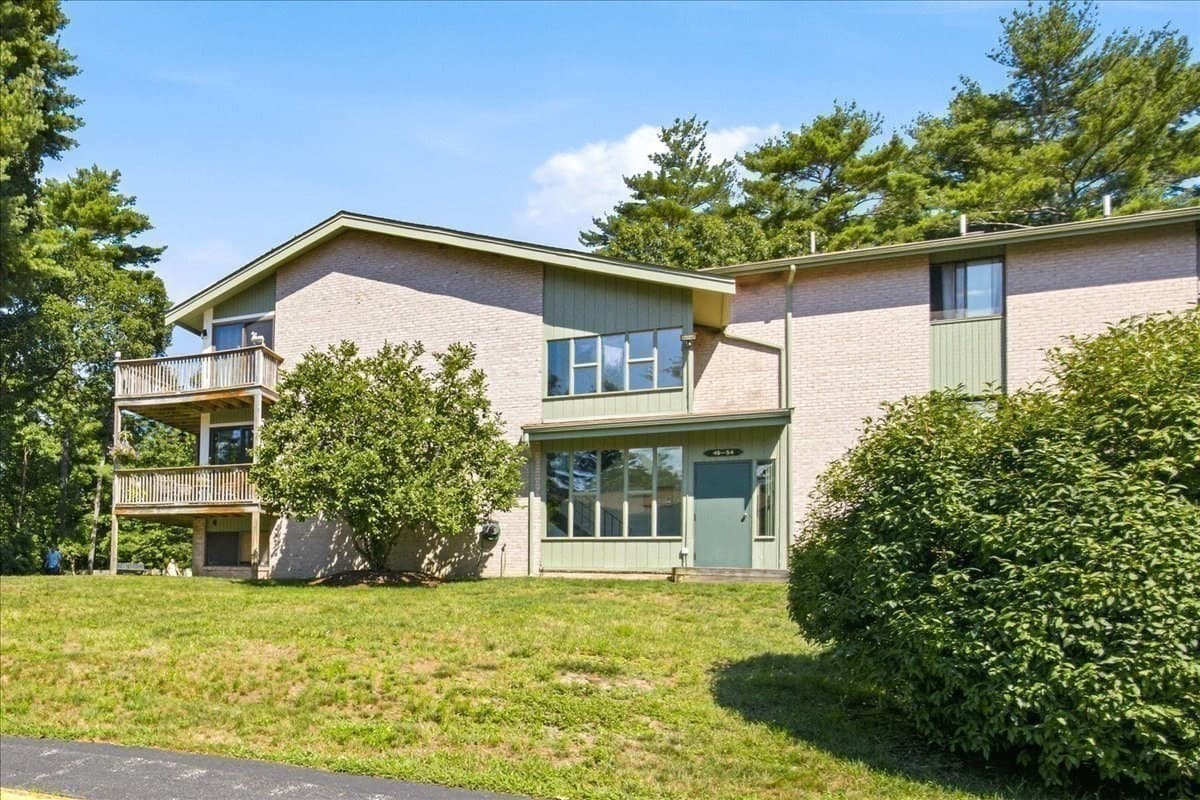 Condominium at 976 Plain # 54, Marshfield MA 02050, Marshfield, photo 4 of 39
