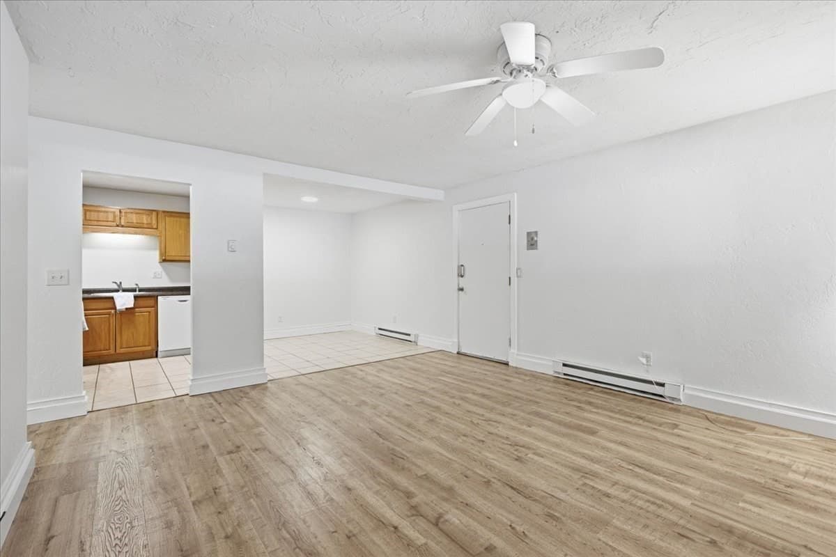 Condominium at 976 Plain # 54, Marshfield MA 02050, Marshfield, photo 8 of 39