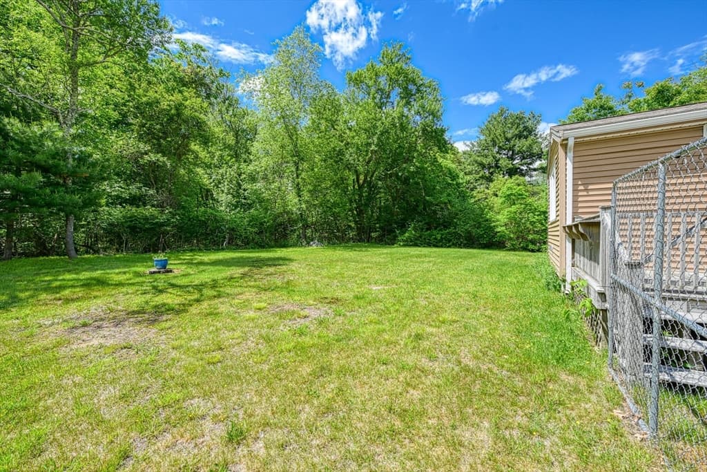 502 South St, Holbrook MA 02343 photo 7