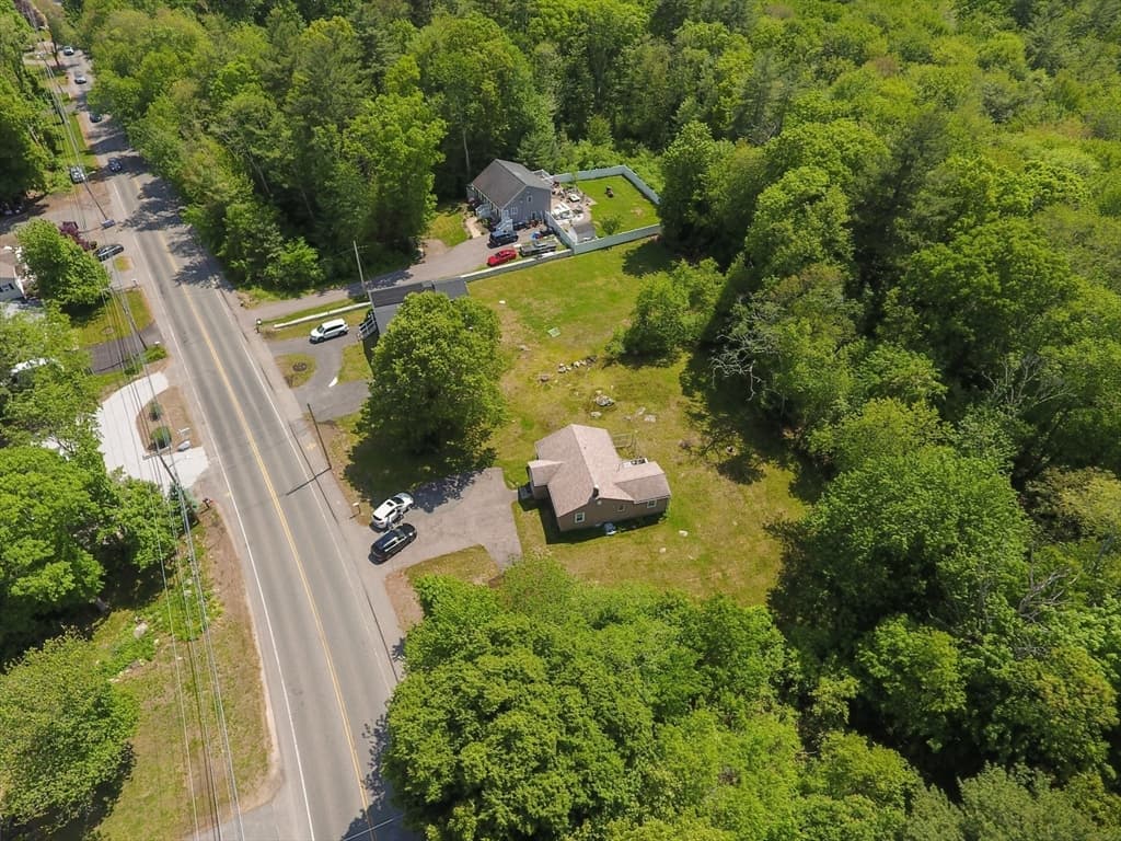 502 South St, Holbrook MA 02343 photo 4