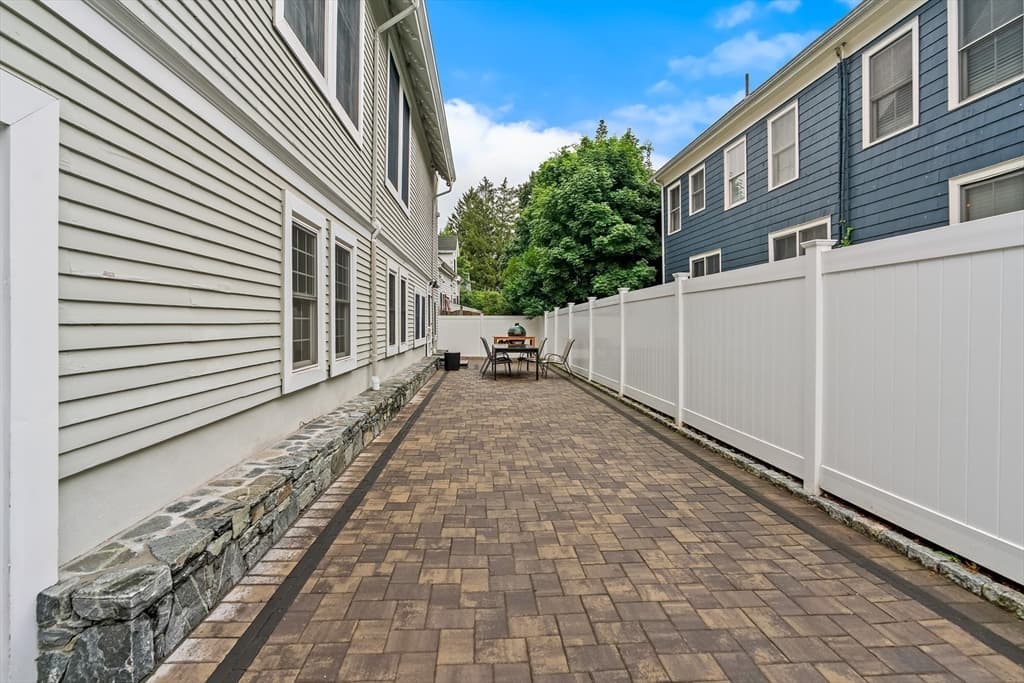 16 Williams St, Easton MA 02356 photo 36