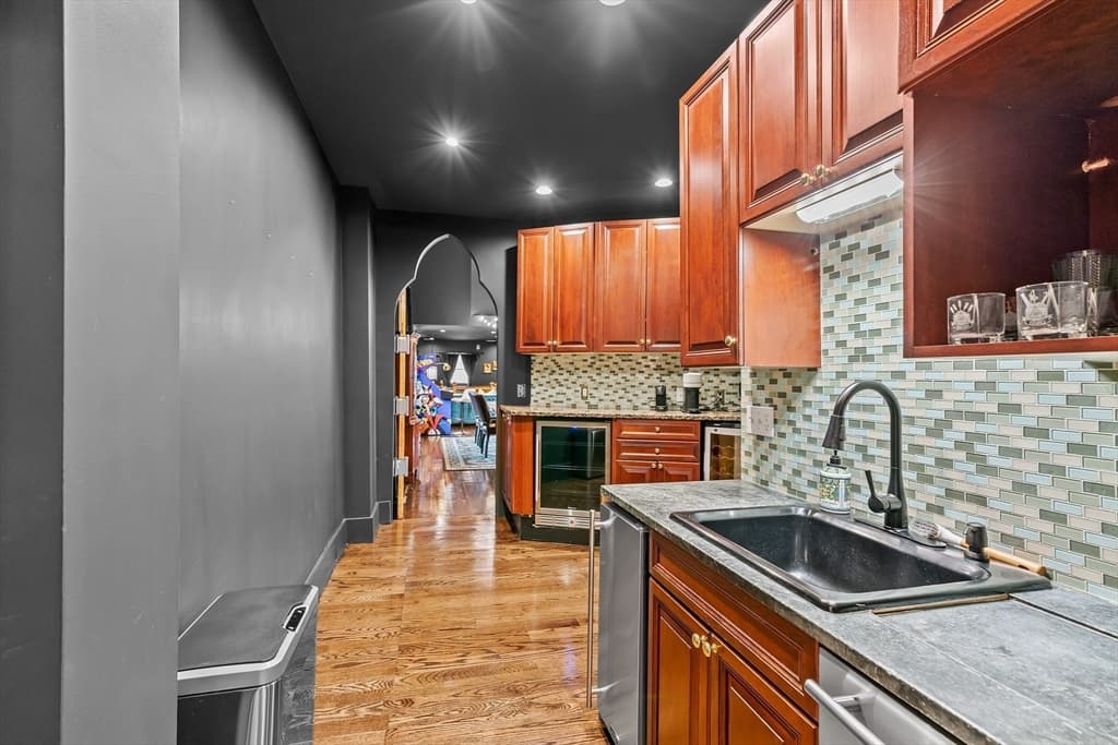16 Williams St, Easton MA 02356 photo 29