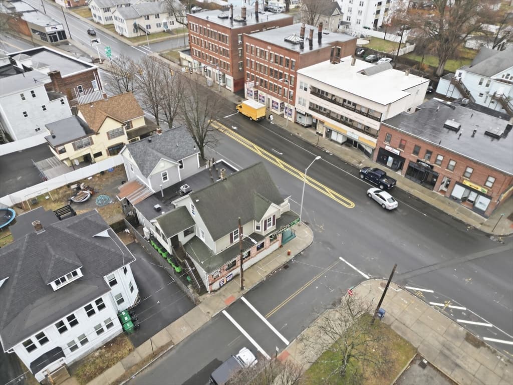 729 Chicopee St, Chicopee MA 01013 photo 10