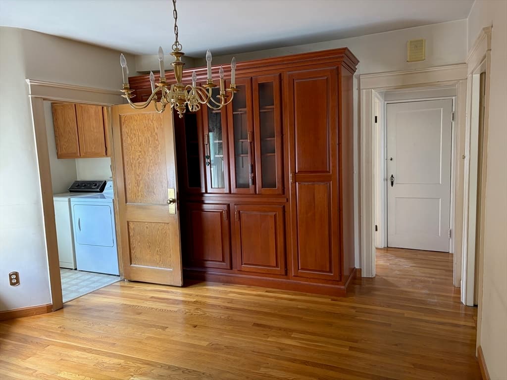 312 Plantation St, Worcester MA 01604 photo 15