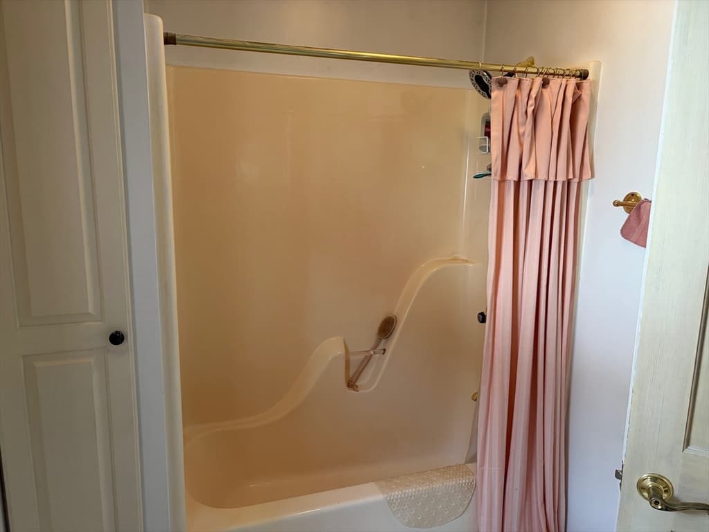 312 Plantation St, Worcester MA 01604 photo 19