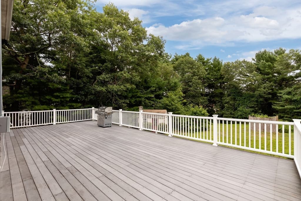 73 Raymond Rd, Plymouth MA 02360 photo 3